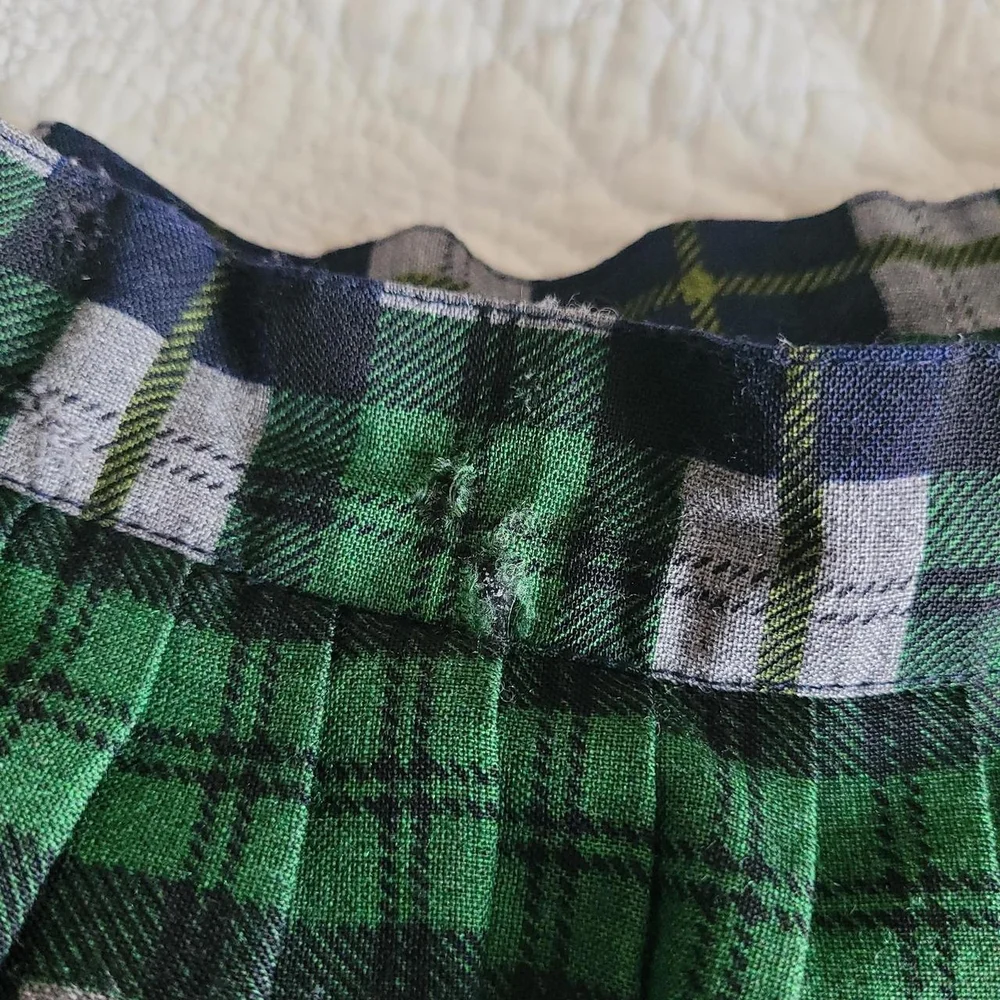 True Vintage Plaid Flare Skirt - Picture 8 of 10